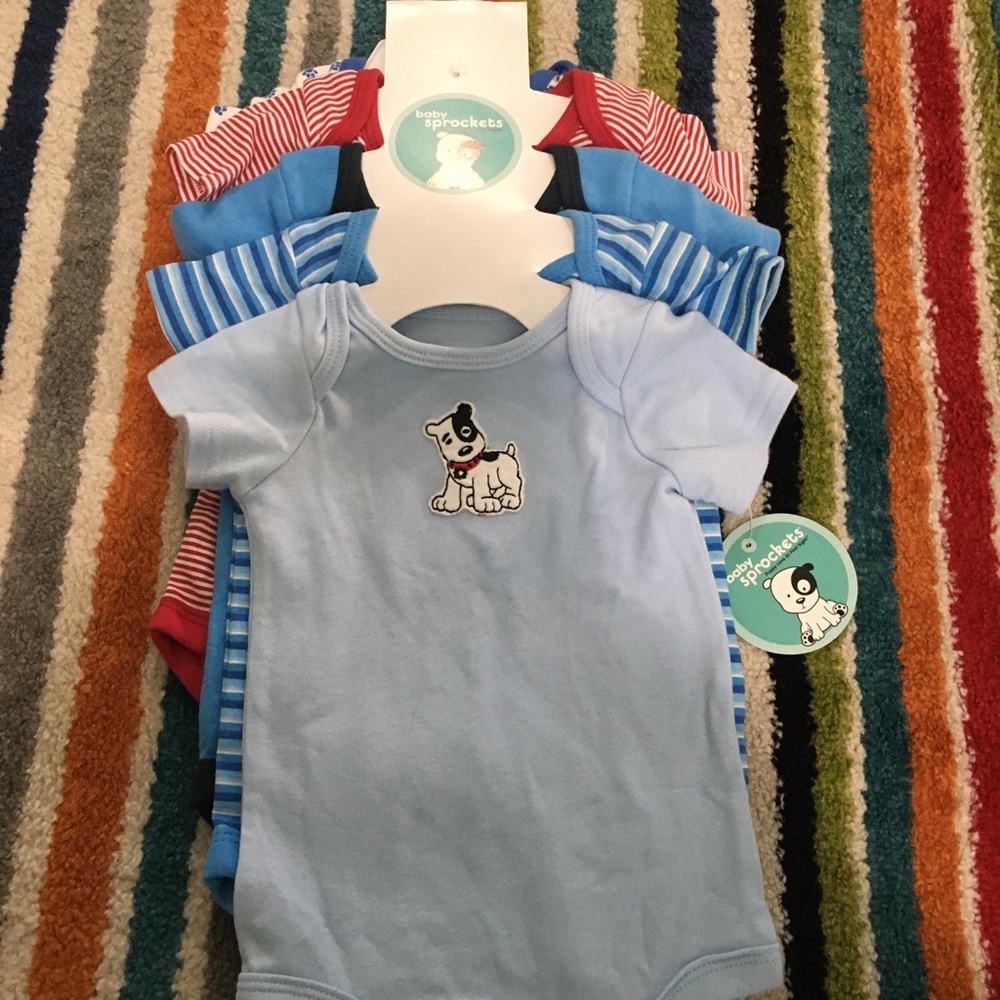 Brand new set of baby clothes